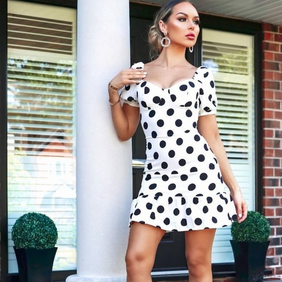 White Polka Dot Short Sleeve Frill Hem Mini Dress - Picture 3 of 6